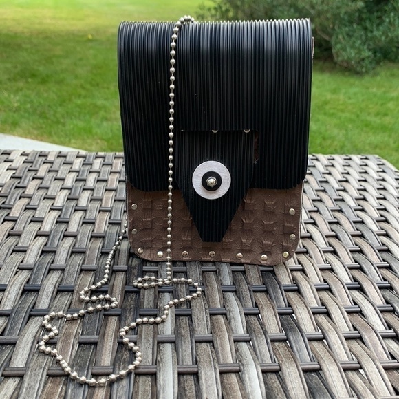 UPCYCLED Rubber Crossbody - Picture 2 of 11